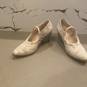 Zoe Lee Heels